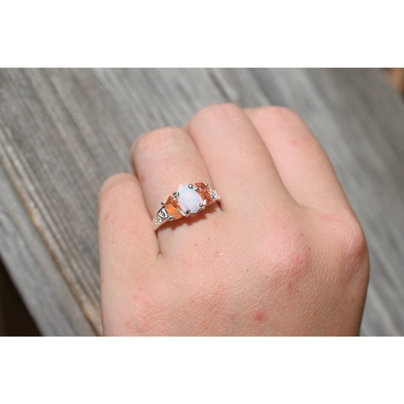 opal ring, Raw sapphire Gemstone, unique opal ring, jewelry for her, birthday - Picture 2 of 5